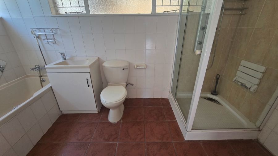 3 Bedroom Property for Sale in Langenhovenpark Free State